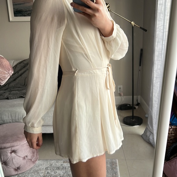 Elegant Romper XS - Picture 5 of 6